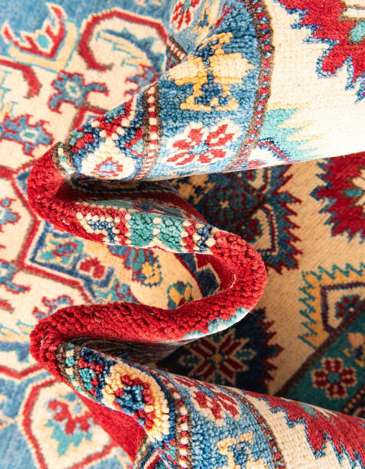 Detail image of 6' 8 x 9' 9  Hand Knotted Kazak Rug