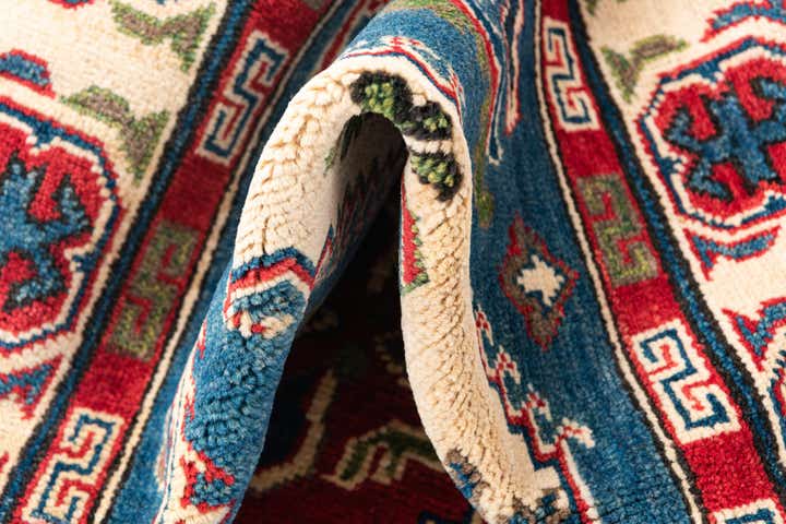 4' x 6' 1 Hand Knotted Kazak Rug