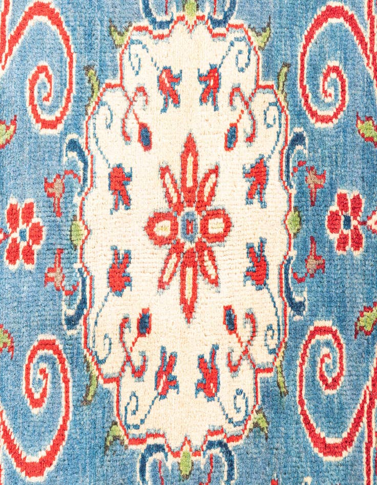 Detail image of 2' 8 x 4' Hand Knotted Kazak Rug