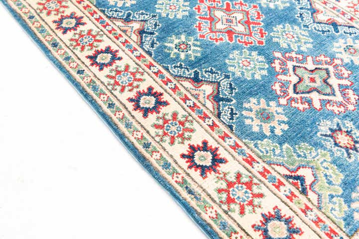 2' 7 x 4' 6 Hand Knotted Kazak Rug