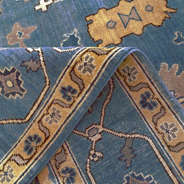 Detail image of 6' 9 x 9' 9 Hand Knotted Kazak Rug