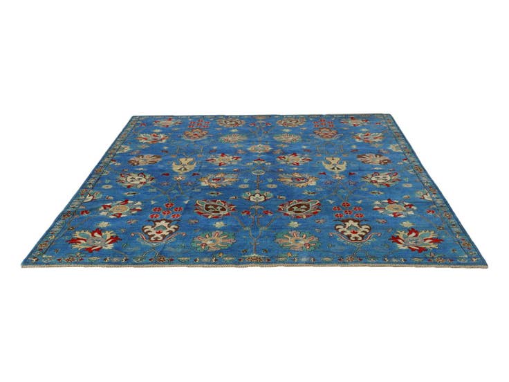 Detail image of 7' 8 x 10' Hand Knotted Kazak Rug