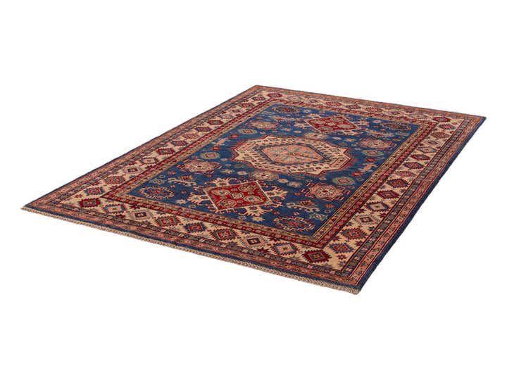 5' 6 x 8' Hand Knotted Kazak Rug