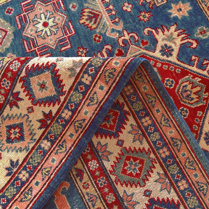 5' 6 x 8' Hand Knotted Kazak Rug