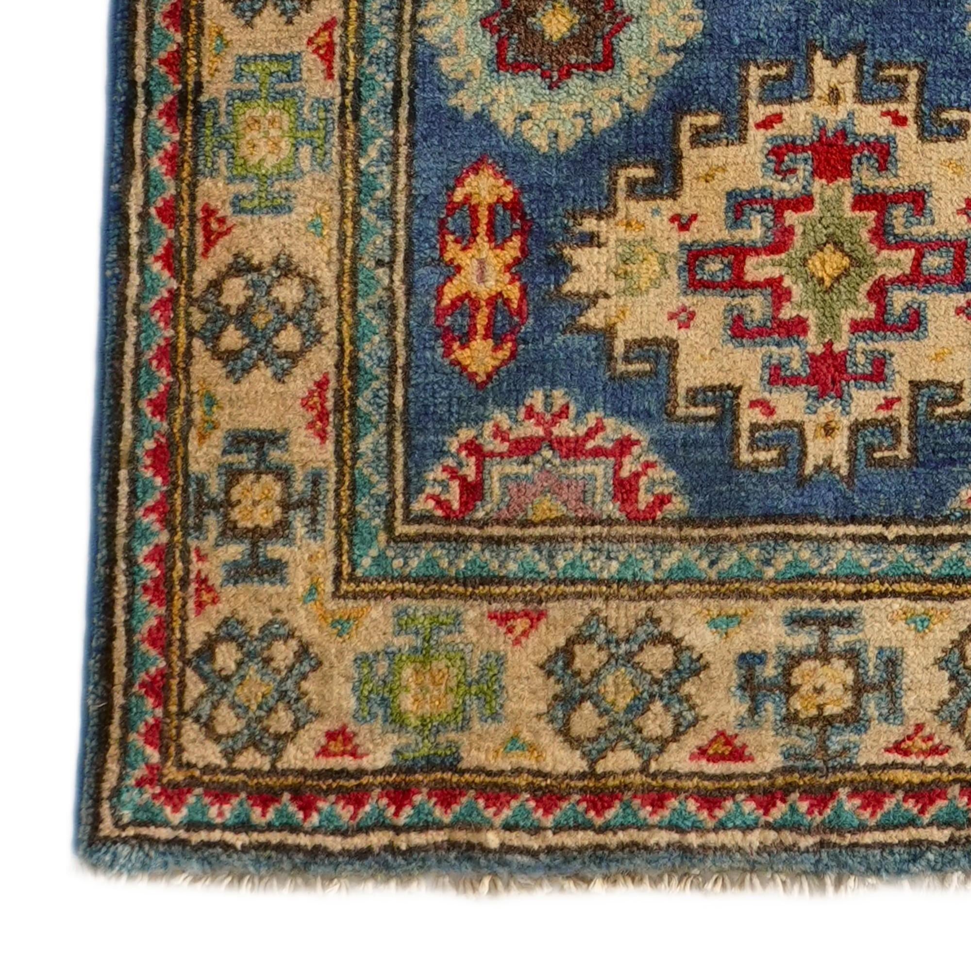 2' x 3' Hand Knotted Kazak Rug