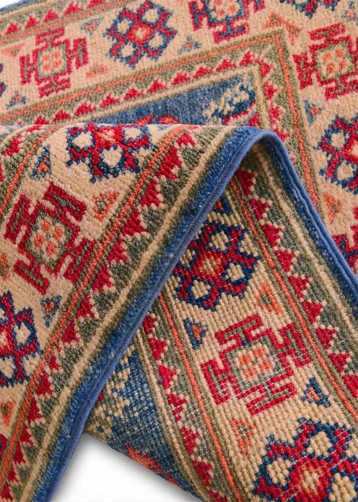 2' x 3' Hand Knotted Kazak Rug
