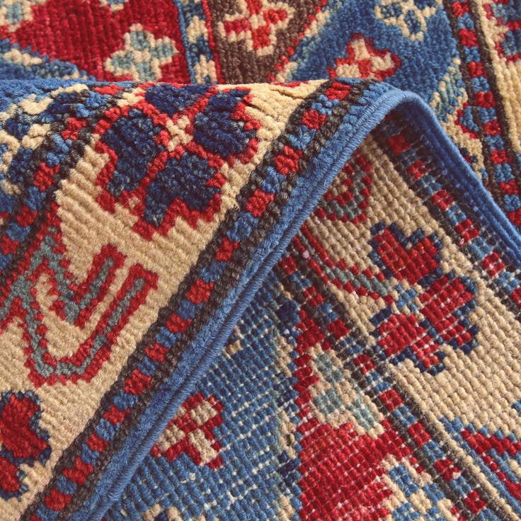 Detail image of 2' x 3' Hand Knotted Kazak Rug