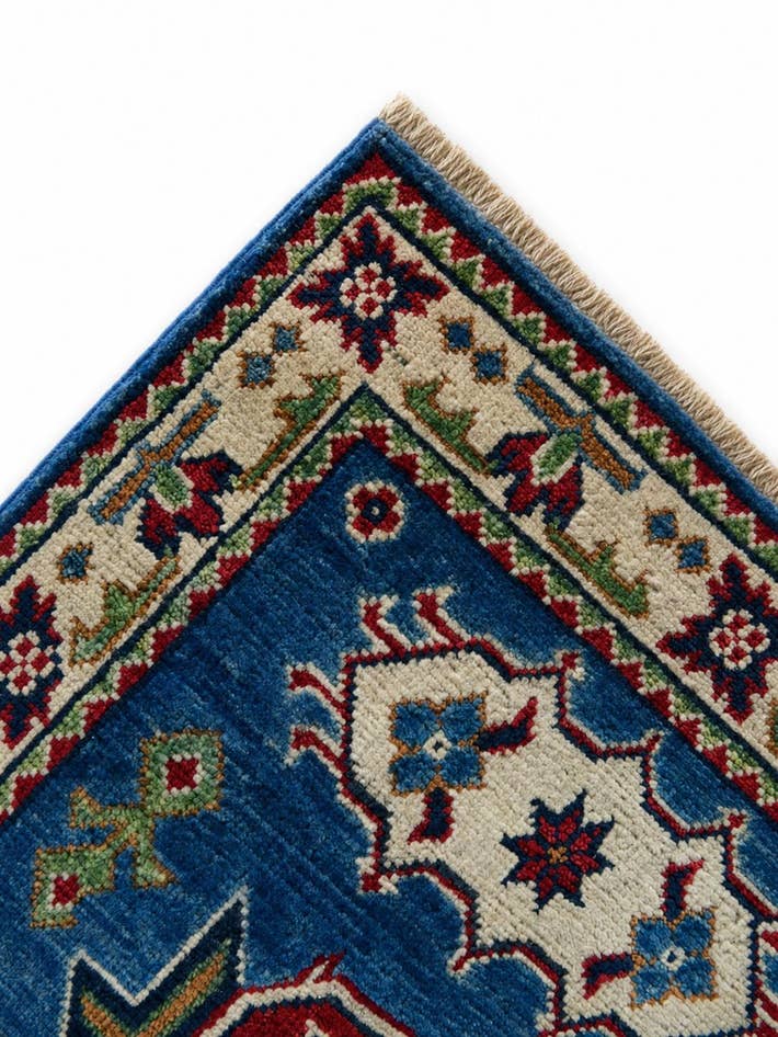 Detail image of 2' x 3' Hand Knotted Kazak Rug