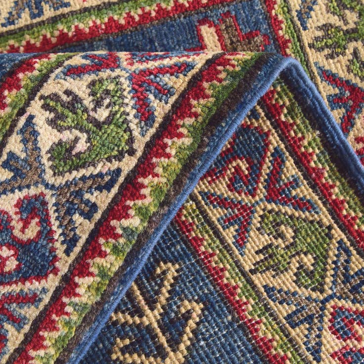Detail image of 2' x 3' Hand Knotted Kazak Rug