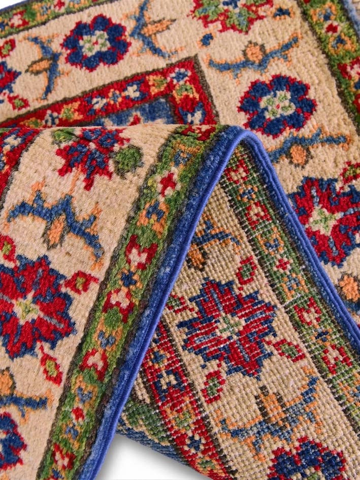 Detail image of 2' x 3' 2 Hand Knotted Kazak Rug