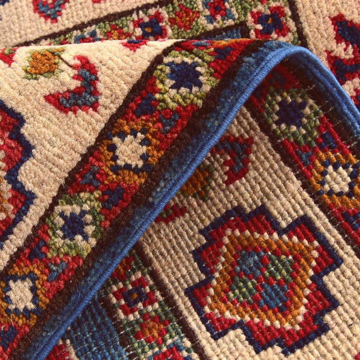 Detail image of 2' x 3' Hand Knotted Kazak Rug