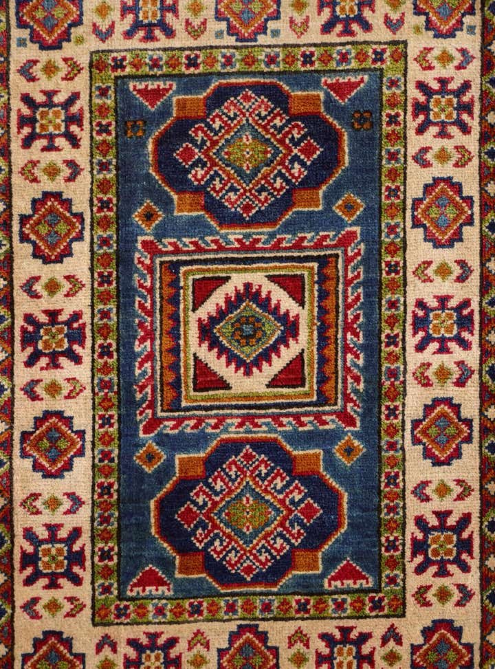 2' x 3' Hand Knotted Kazak Rug