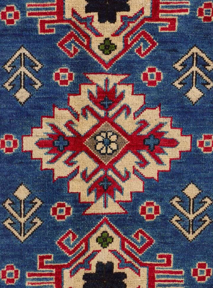 2' 9 x 4' 1 Hand Knotted Kazak Rug