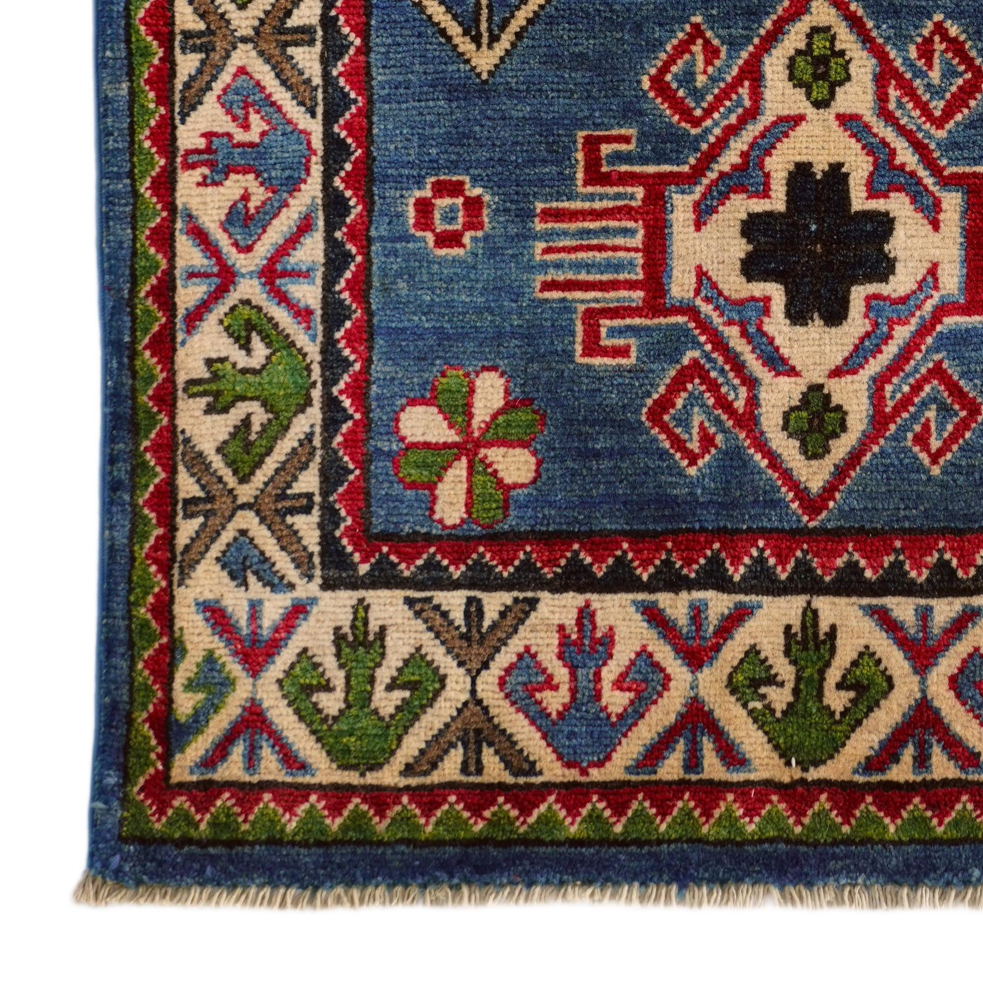 2' 7 x 4' 2 Hand Knotted Kazak Rug