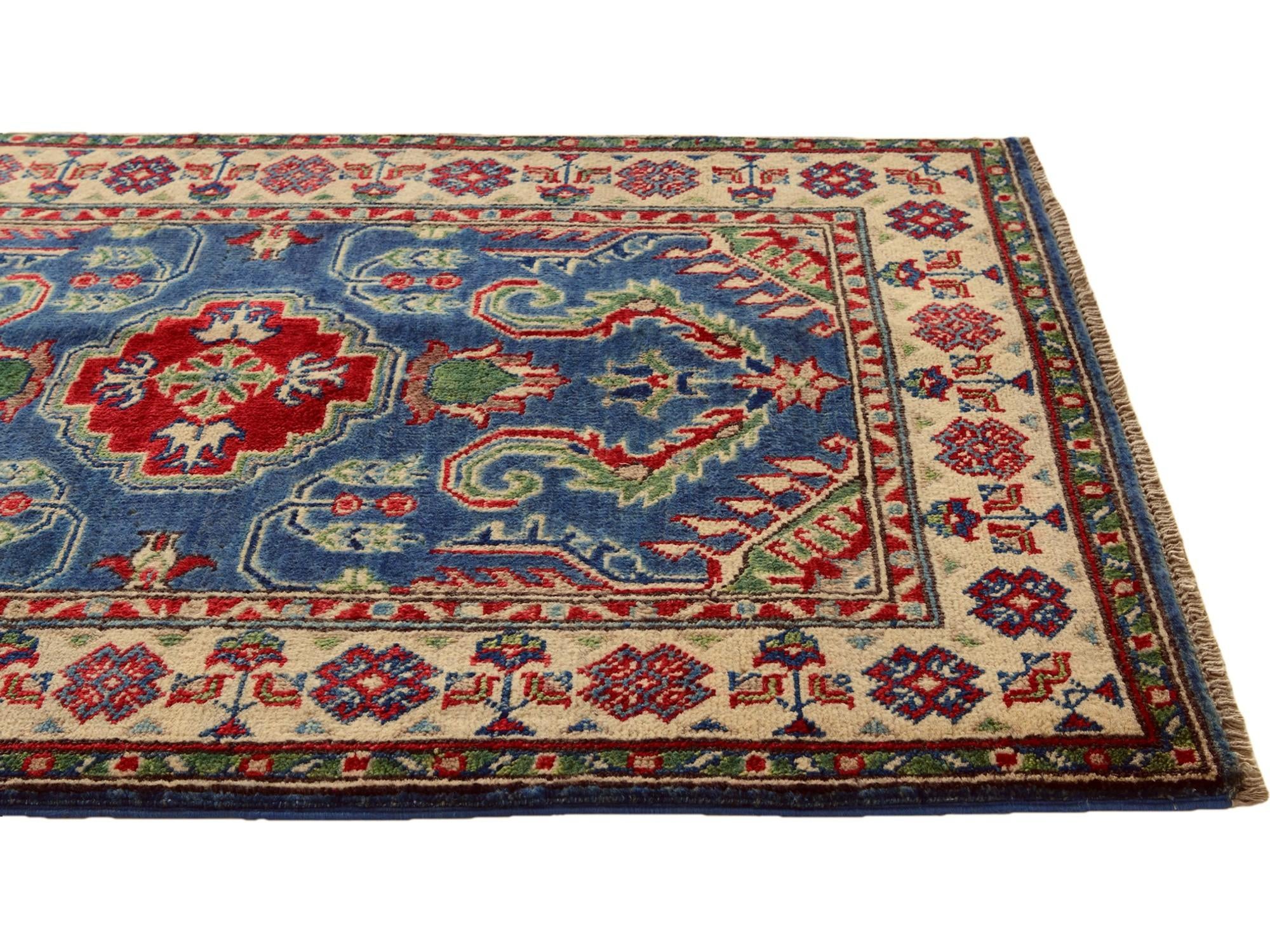 2' 8 x 4' 2 Hand Knotted Kazak Rug