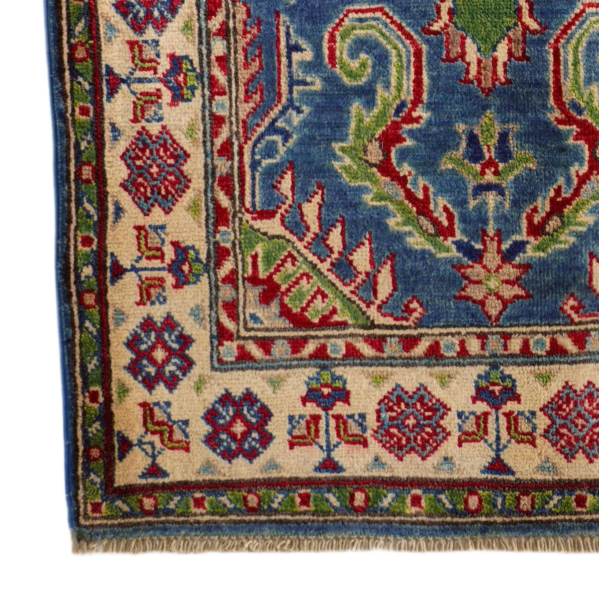 2' 8 x 4' 2 Hand Knotted Kazak Rug