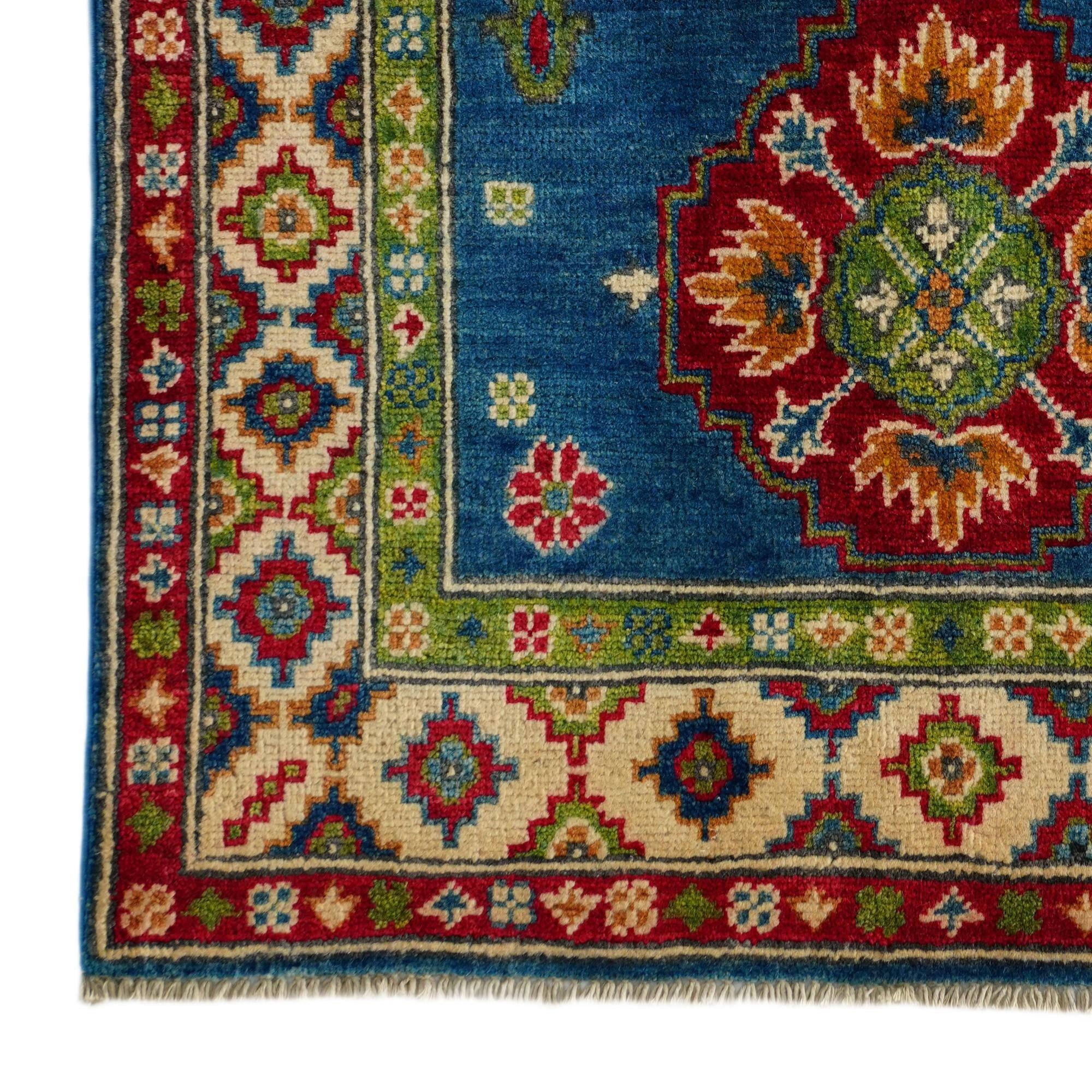 2' 9 x 4' 5 Hand Knotted Kazak Rug