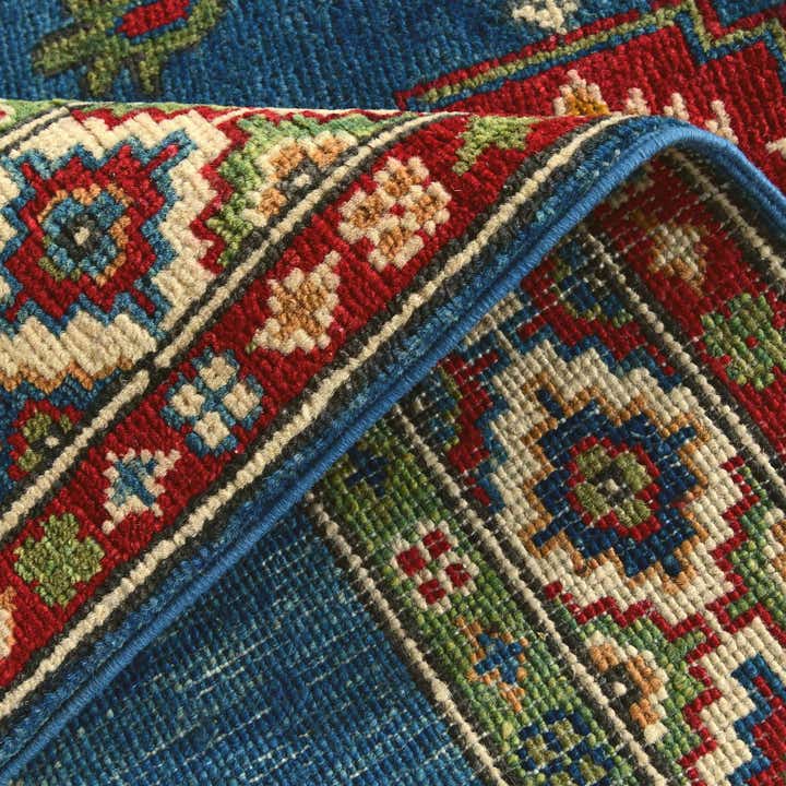 2' 9 x 4' 5 Hand Knotted Kazak Rug