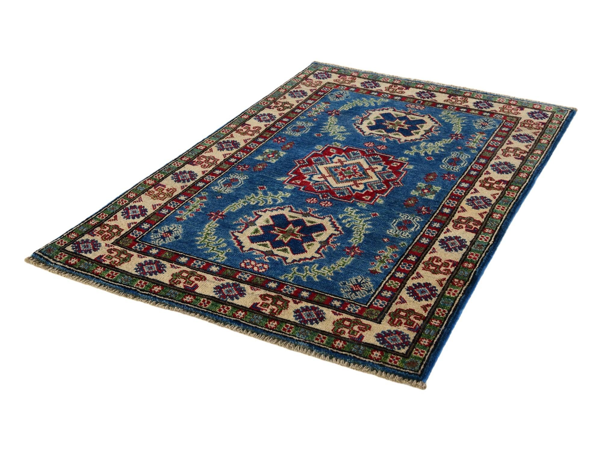 2' 8 x 4' 2 Hand Knotted Kazak Rug