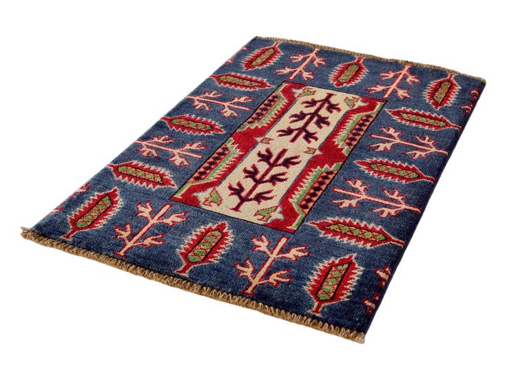 Detail image of 2' x 3' Hand Knotted Kazak Rug