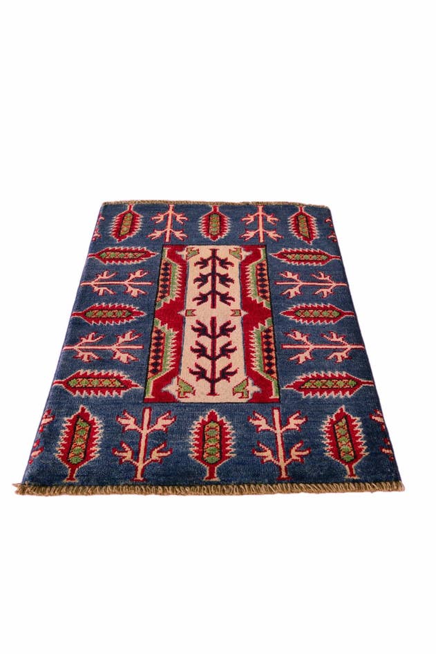 Detail image of 2' x 3' Hand Knotted Kazak Rug