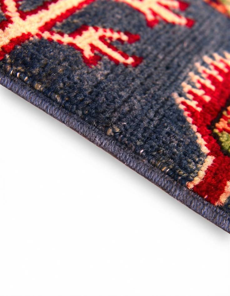 Detail image of 2' x 3' Hand Knotted Kazak Rug