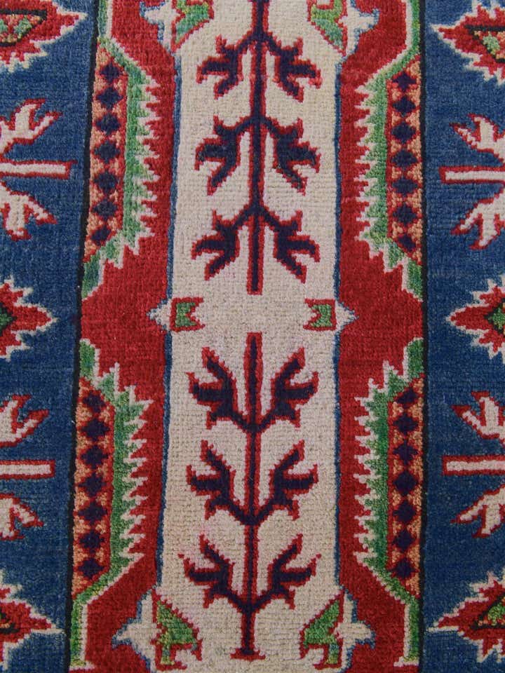2' x 3' Hand Knotted Kazak Rug