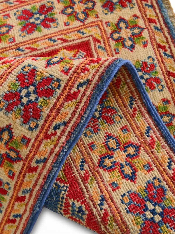 2' x 3' 1 Hand Knotted Kazak Rug