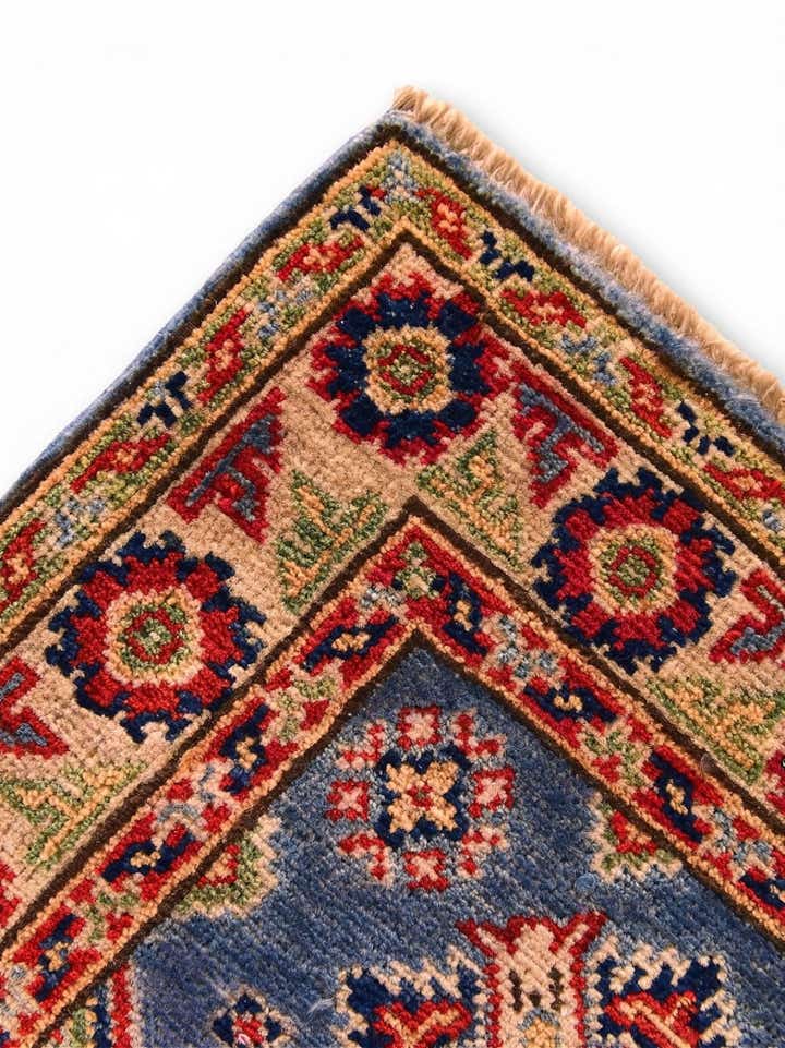 2' x 3' Hand Knotted Kazak Rug