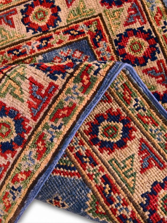 Detail image of 2' x 3' Hand Knotted Kazak Rug
