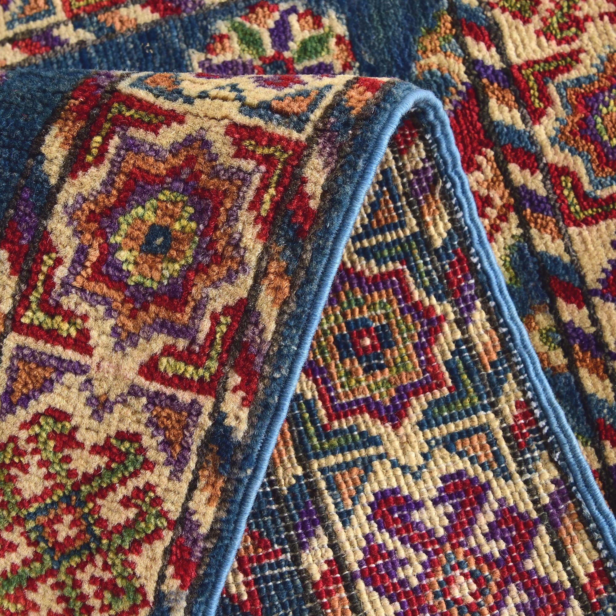 2' x 3' 1 Hand Knotted Kazak Rug