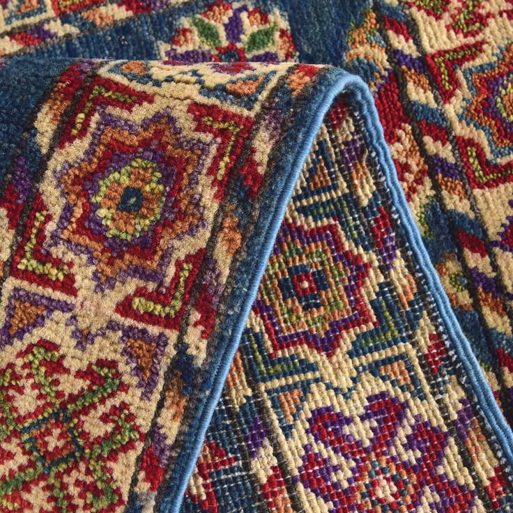 Detail image of 2' x 3' 1 Hand Knotted Kazak Rug