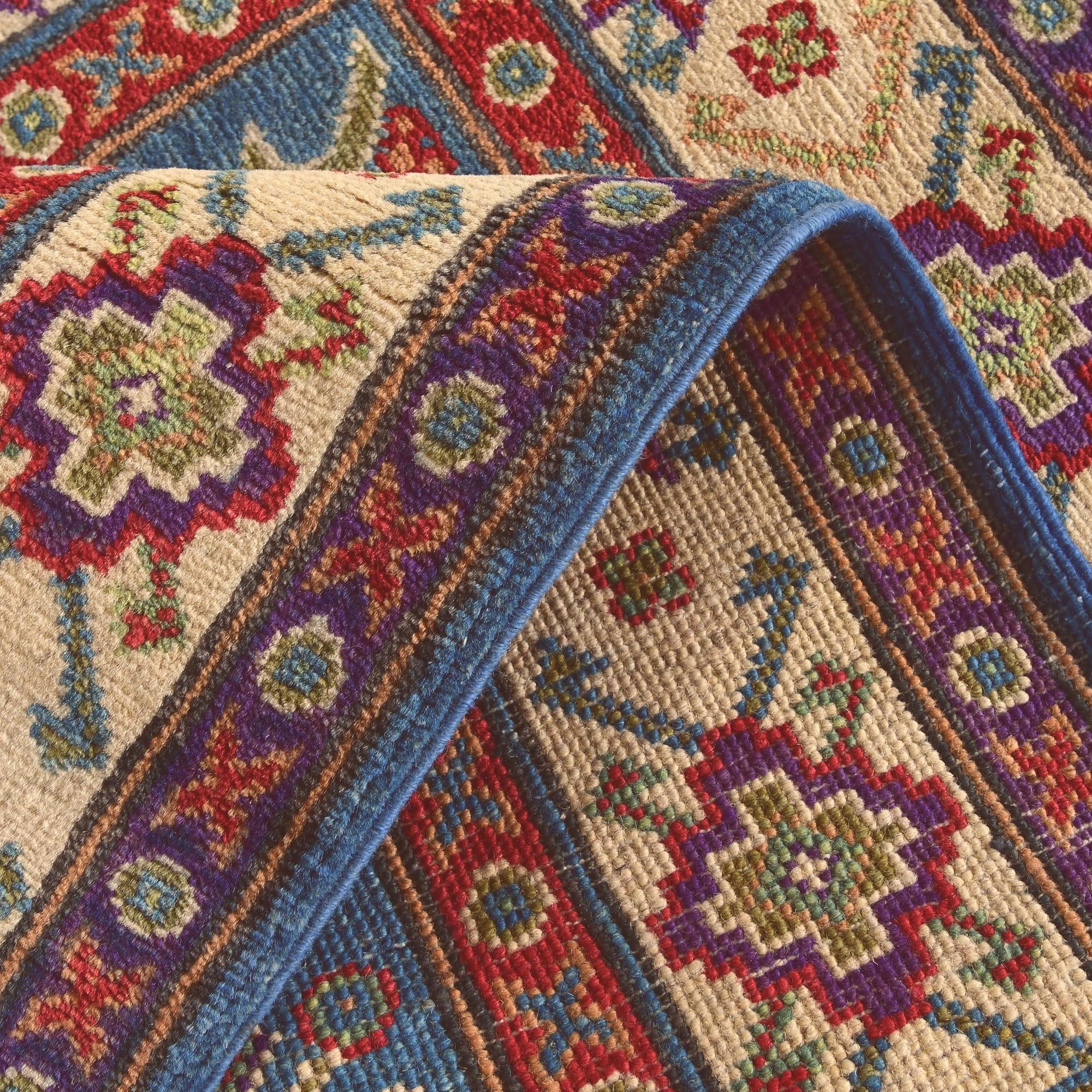 2' 8 x 4' 1 Hand Knotted Kazak Rug