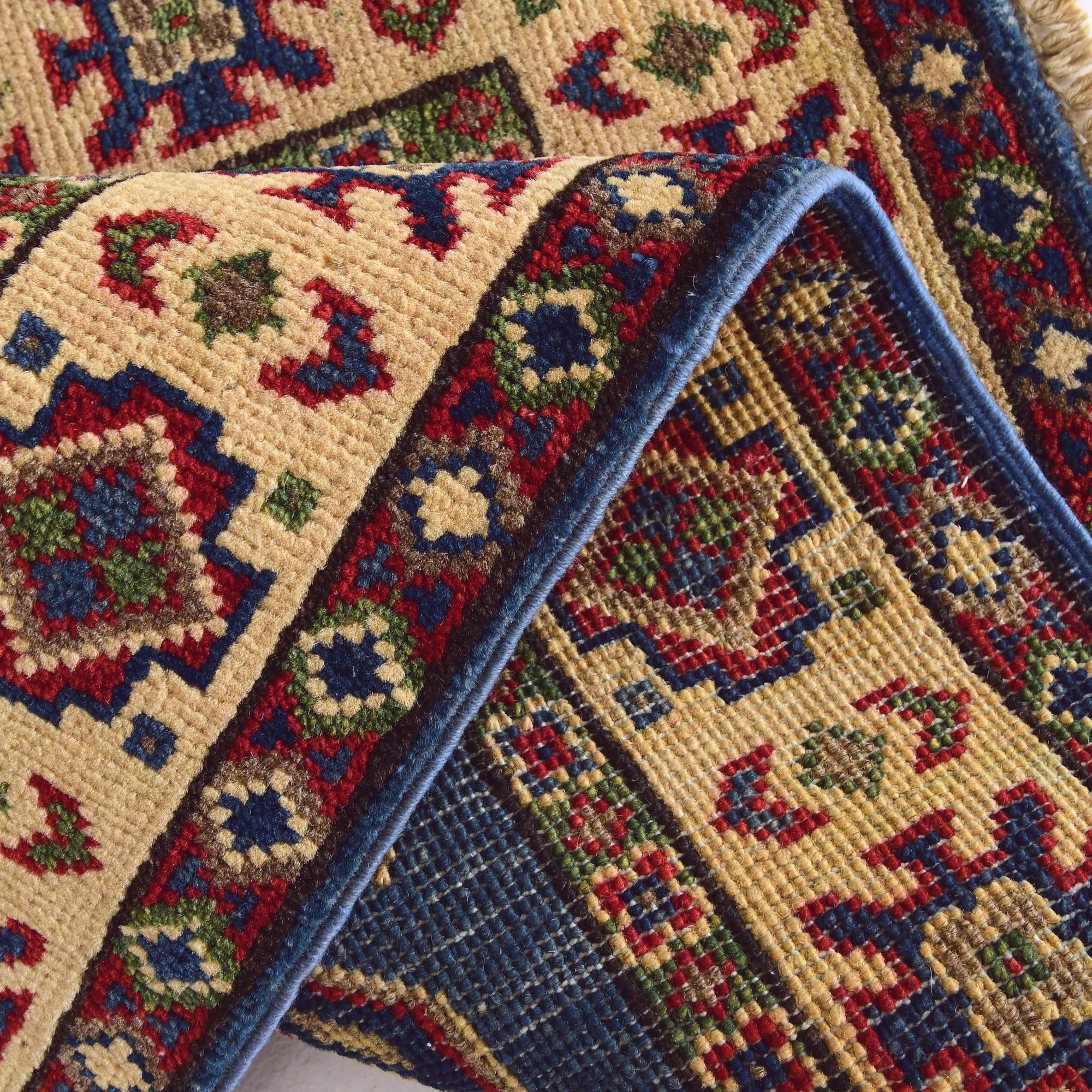 2' x 3' Hand Knotted Kazak Rug