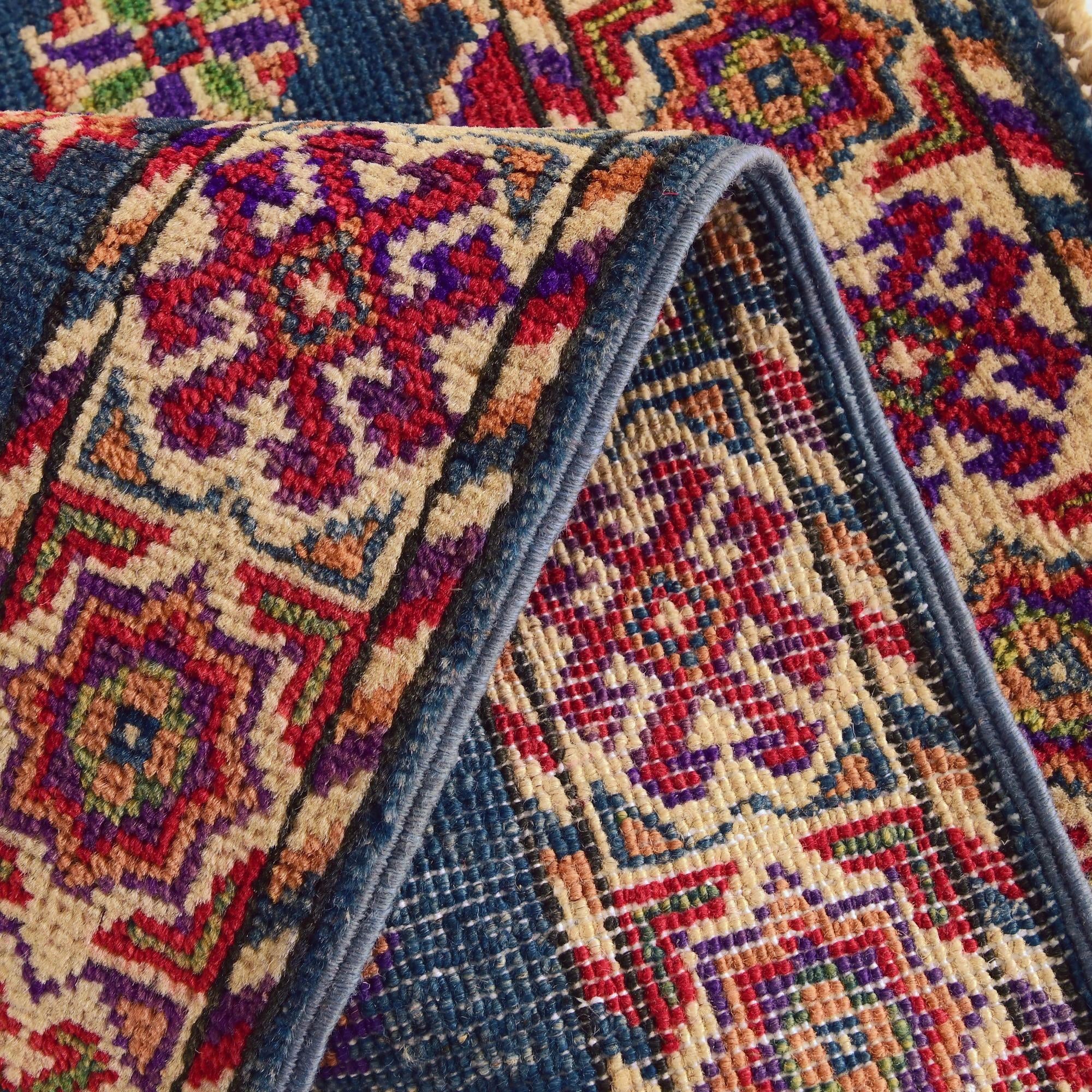 2' x 3' 1 Hand Knotted Kazak Rug
