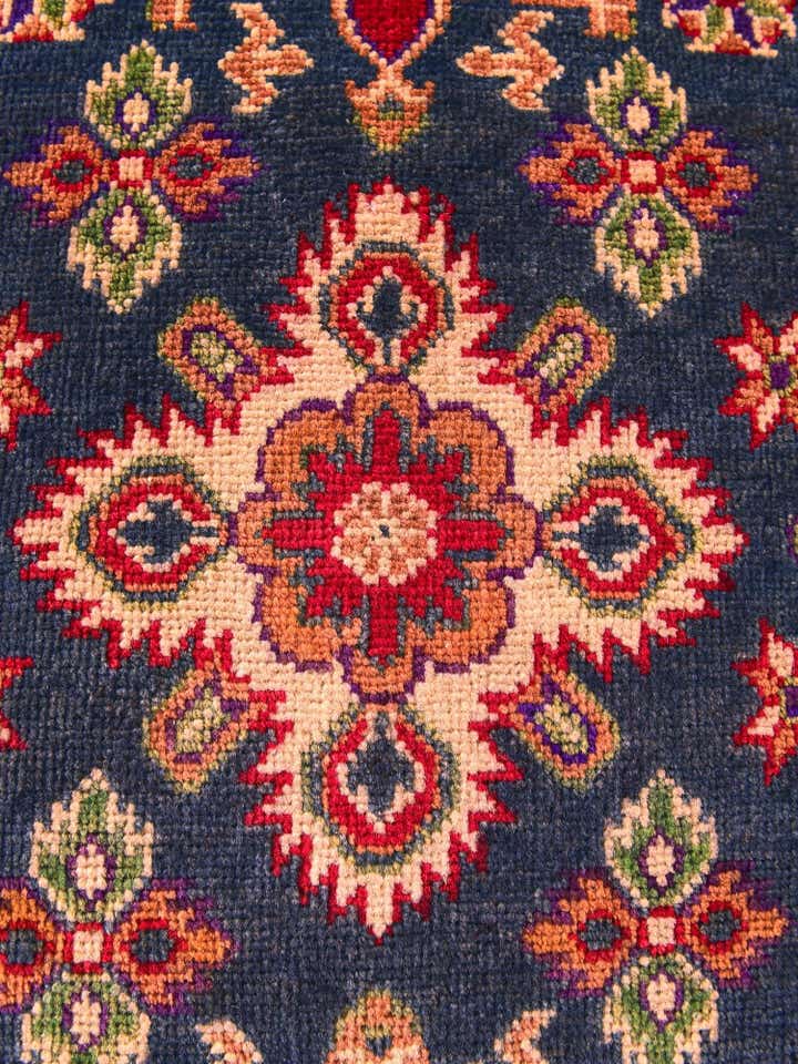 2' x 3' 1 Hand Knotted Kazak Rug