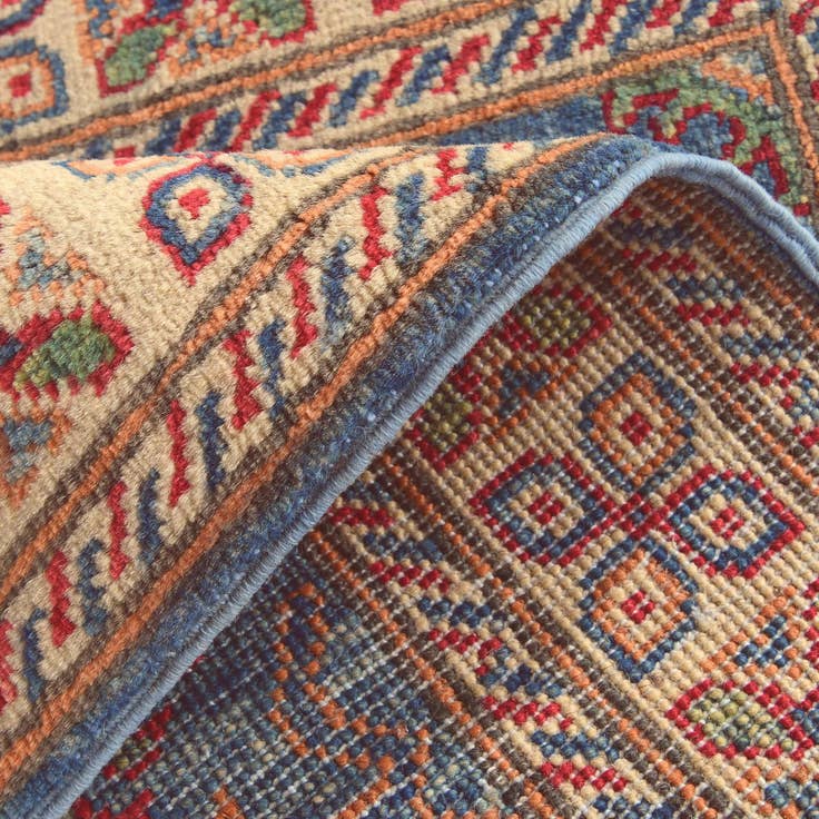 Detail image of 2' x 3' Hand Knotted Kazak Rug