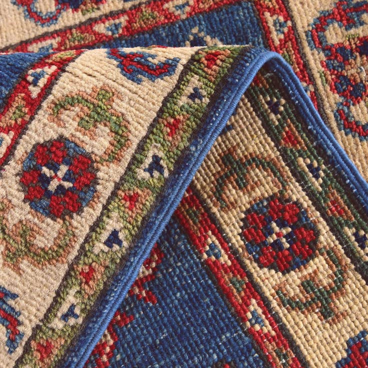 Detail image of 2' x 3' Hand Knotted Kazak Rug