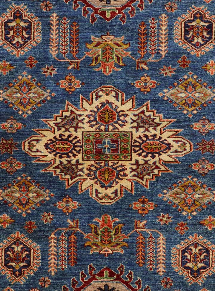 5' 9 x 7' 9 Hand Knotted Kazak Rug