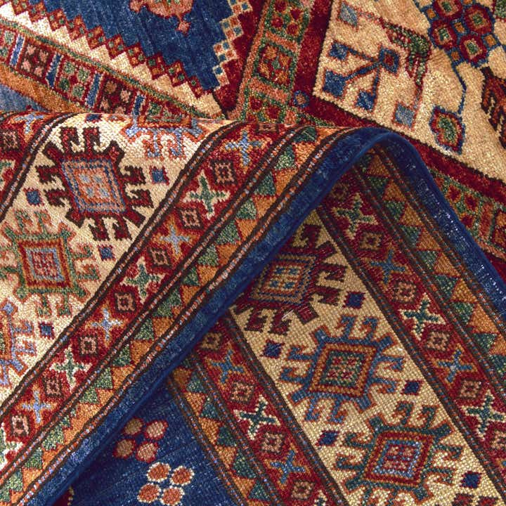 5' 9 x 8' 1 Hand Knotted Kazak Rug