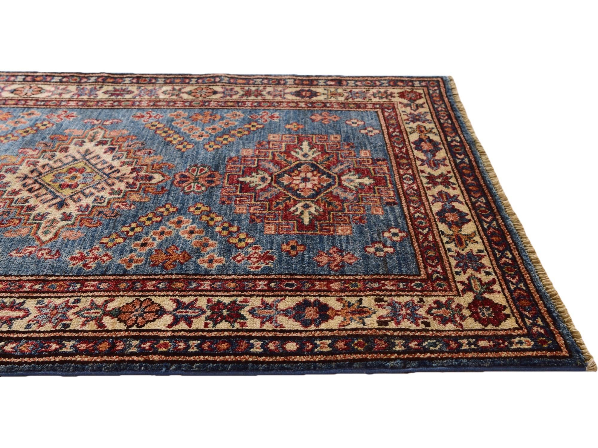 2' 9 x 4' 1 Hand Knotted Kazak Rug