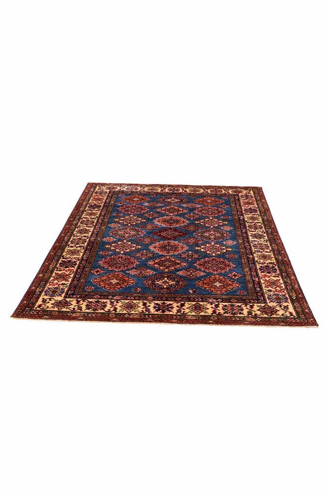 4' 10 x 6' 6 Hand Knotted Kazak Rug