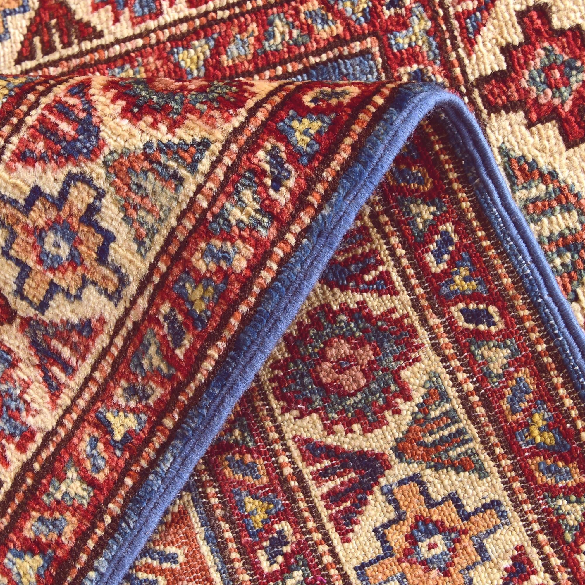 2' x 3' Hand Knotted Kazak Rug