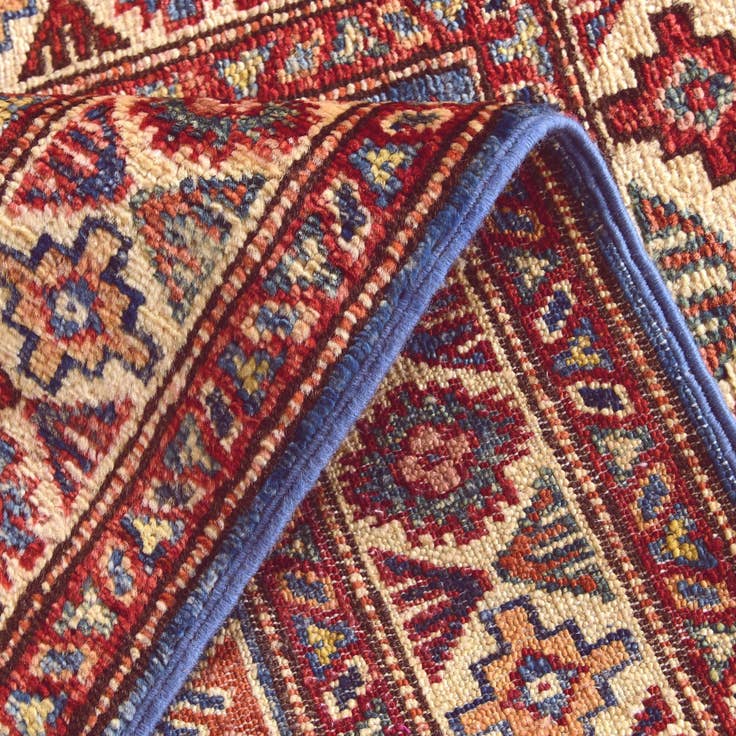 Detail image of 2' x 3' Hand Knotted Kazak Rug
