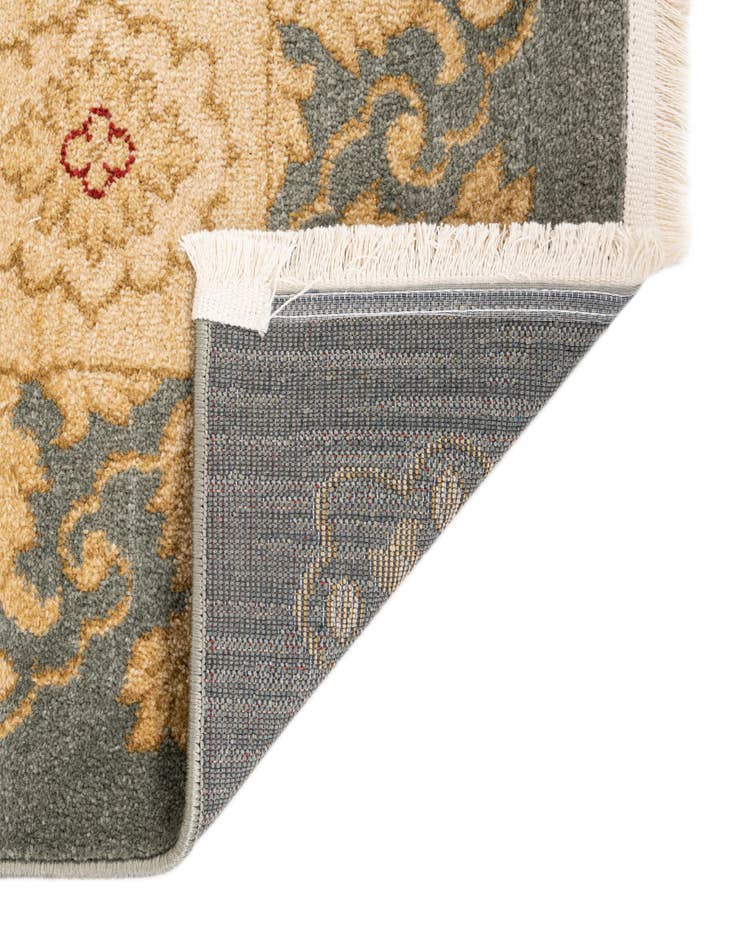 Detail image of 9' x 12' Kensington Rug