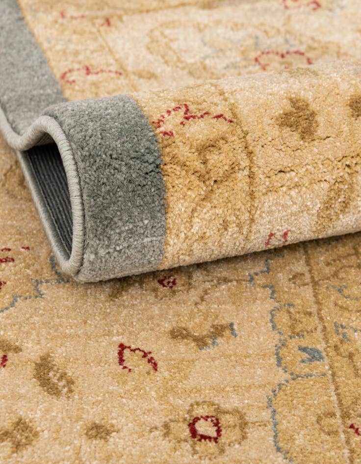 Detail image of 9' x 12' Kensington Rug