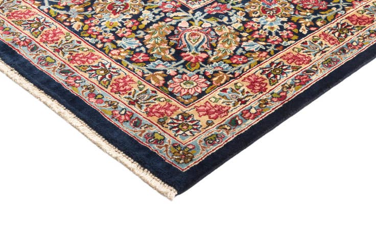 Detail image of 11' 7 x 17' 7 Kerman Rug