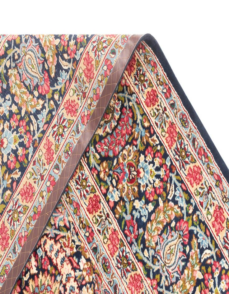 Detail image of 11' 7 x 17' 7 Kerman Rug