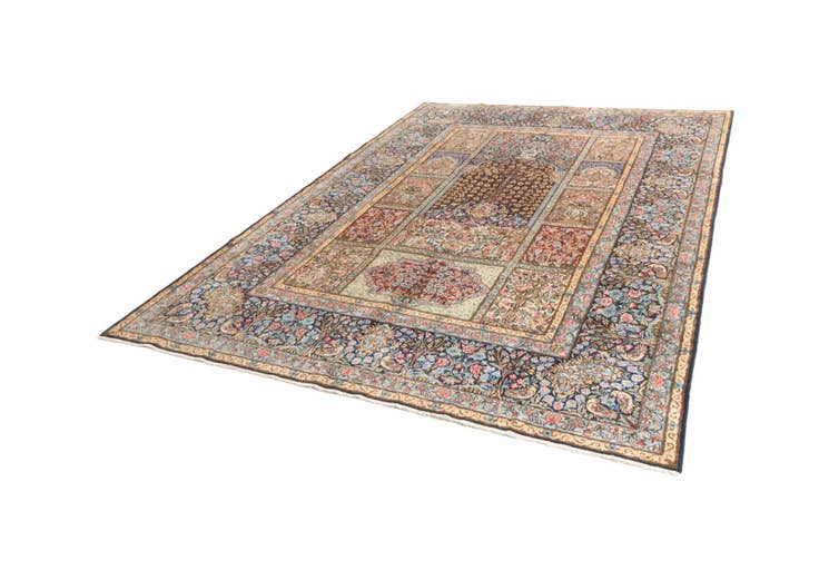 Detail image of 8' x 11' Kerman Rug