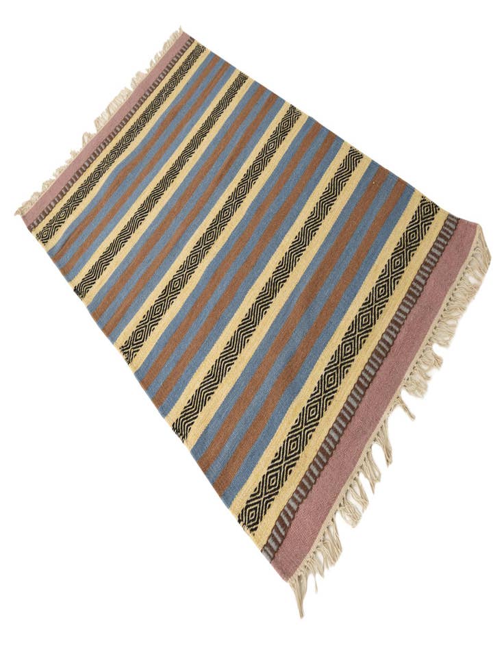 Detail image of 3' x 5' 2 Hand Woven Kilim Dhurrie Wool Rug